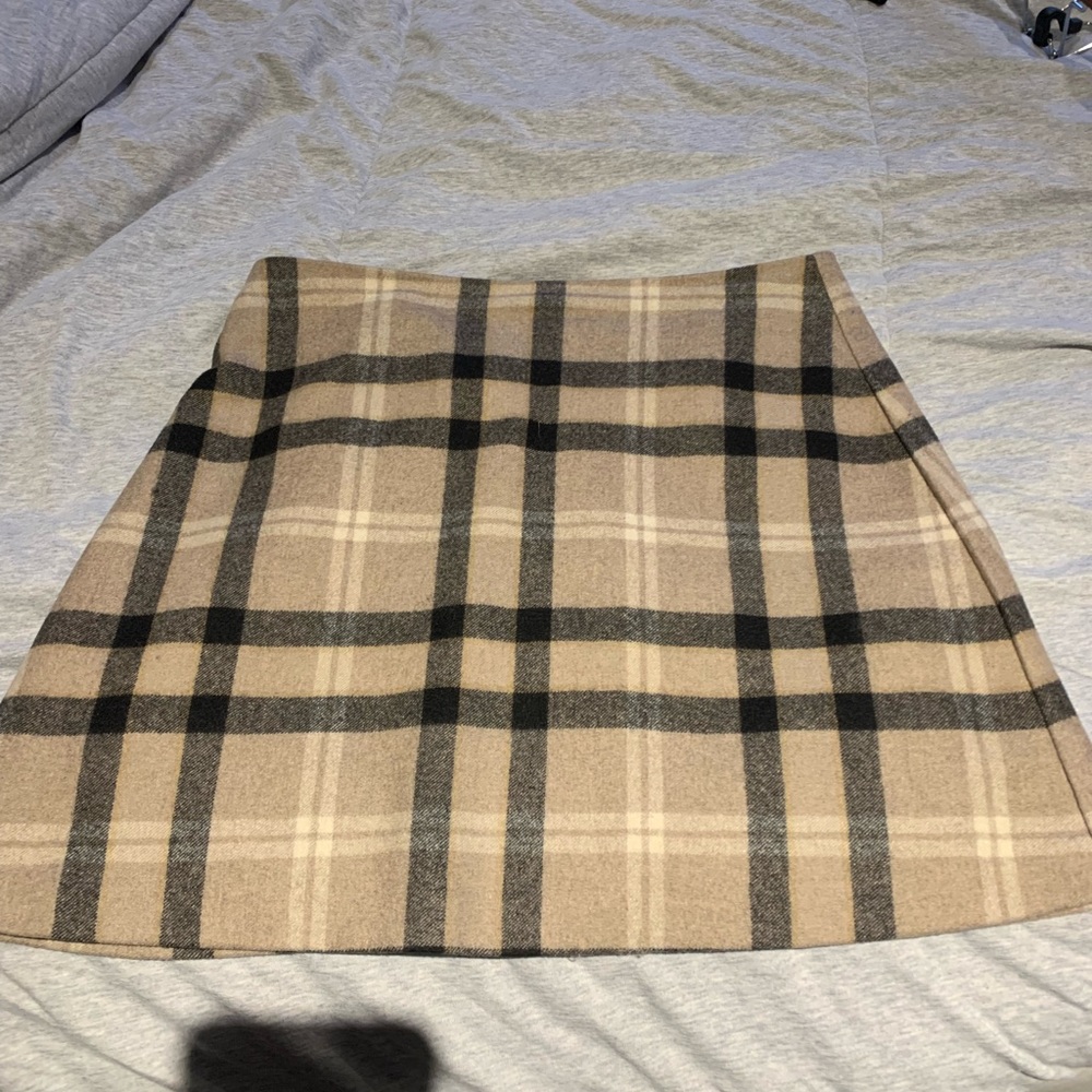 Skirt from Aritzia, size 4-6